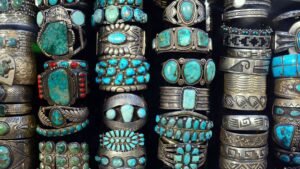 Read more about the article A Beginner’s Guide to Southwestern Jewelry Styles
