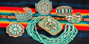 Read more about the article How to Build a Meaningful Native American Jewelry Collection