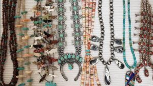 Read more about the article How to Identify Quality Native American Jewelry