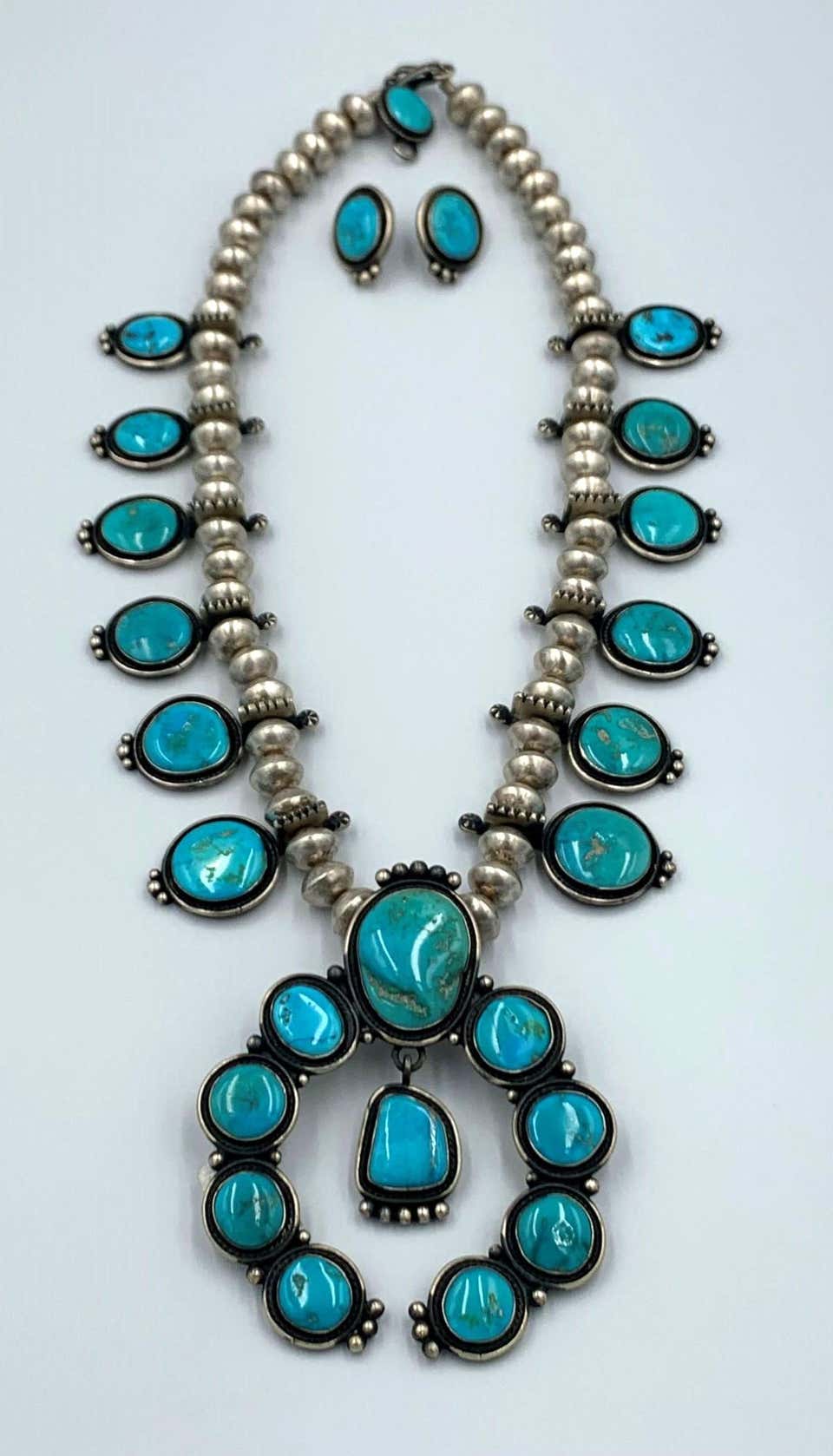 Exquisite Navajo Tommy Jackson Squash Blossom Necklace & Earrings Set - Image 2