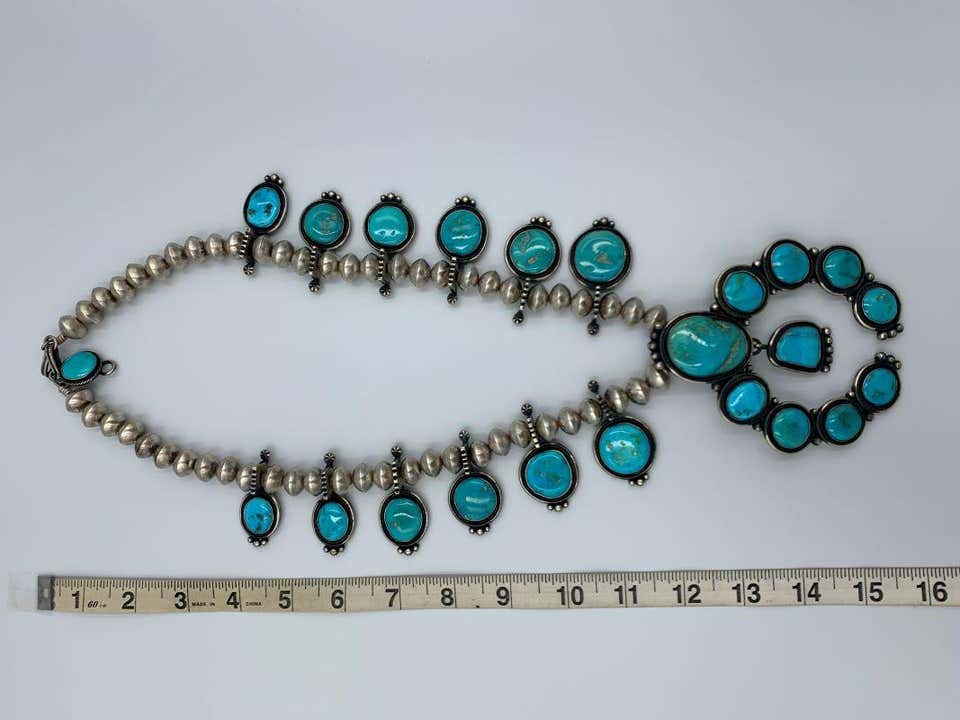 Exquisite Navajo Tommy Jackson Squash Blossom Necklace & Earrings Set - Image 7