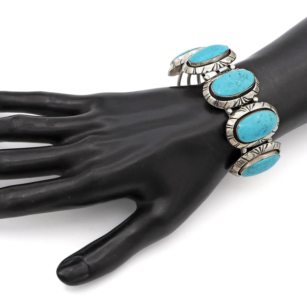 Stunning Vintage Navajo Turquoise Cuff – Bold Sterling Silver Statement Bracelet - Image 2