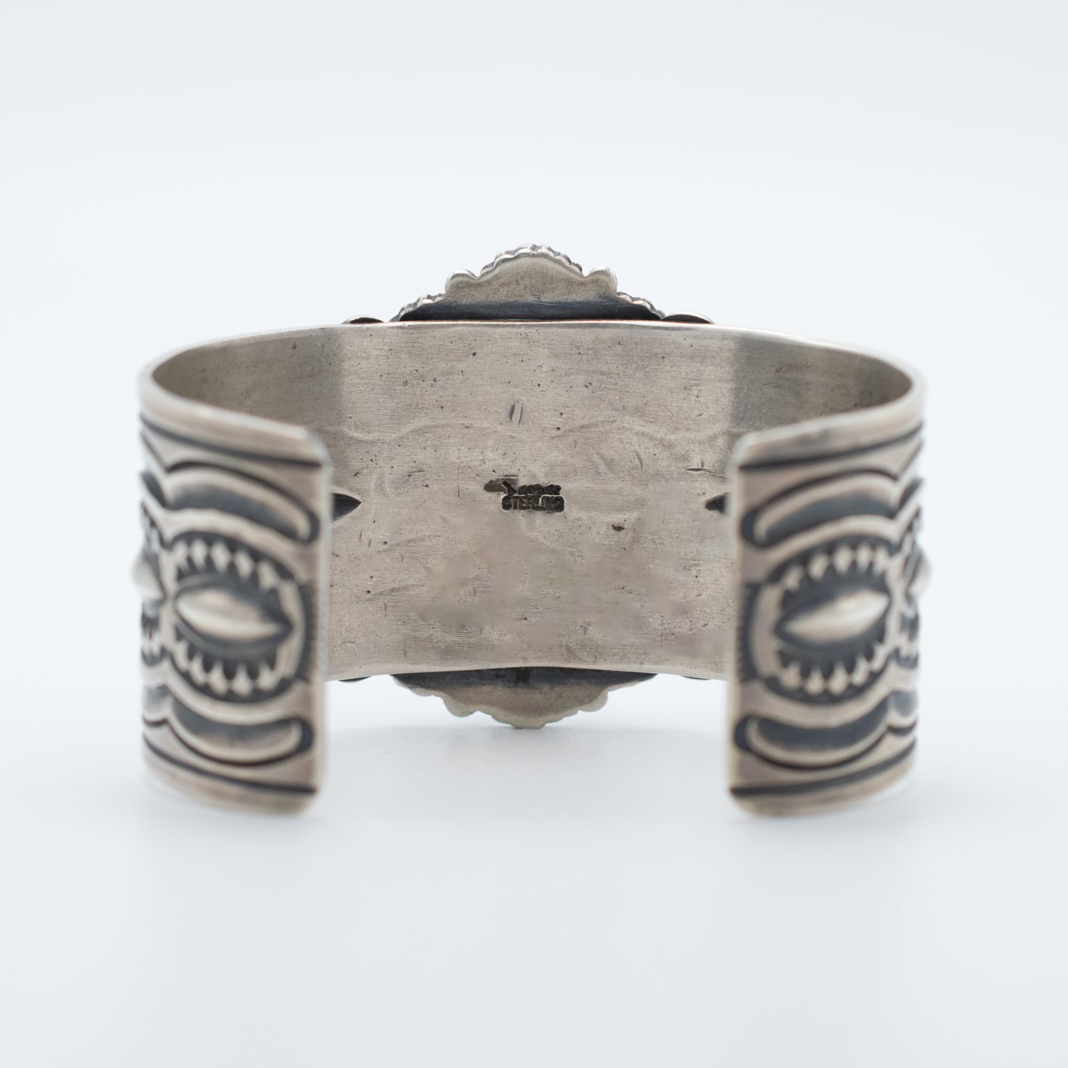 Breathtaking Bisbee Turquoise Bracelet by Navajo Artist Delbert Gordon - Image 4