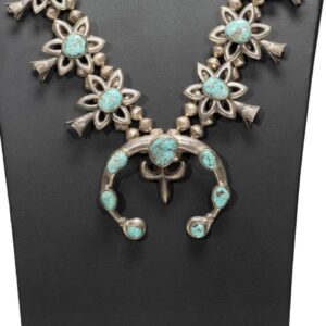 Breathtaking Vintage Navajo Flower Blossom Squash Necklace – Timeless Sterling Silver Masterpiece