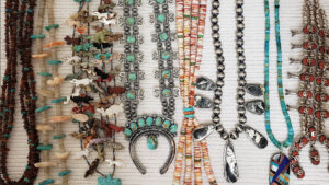 Read more about the article The Evolution of Native American Jewelry Through the Centuries