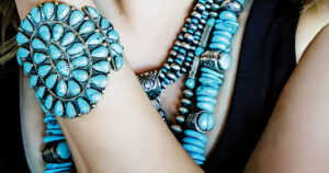 Read more about the article Understanding the Artistic Philosophy Behind Native American Jewelry