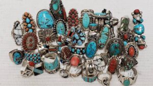 Read more about the article What Makes Native American Jewelry Truly Unique?