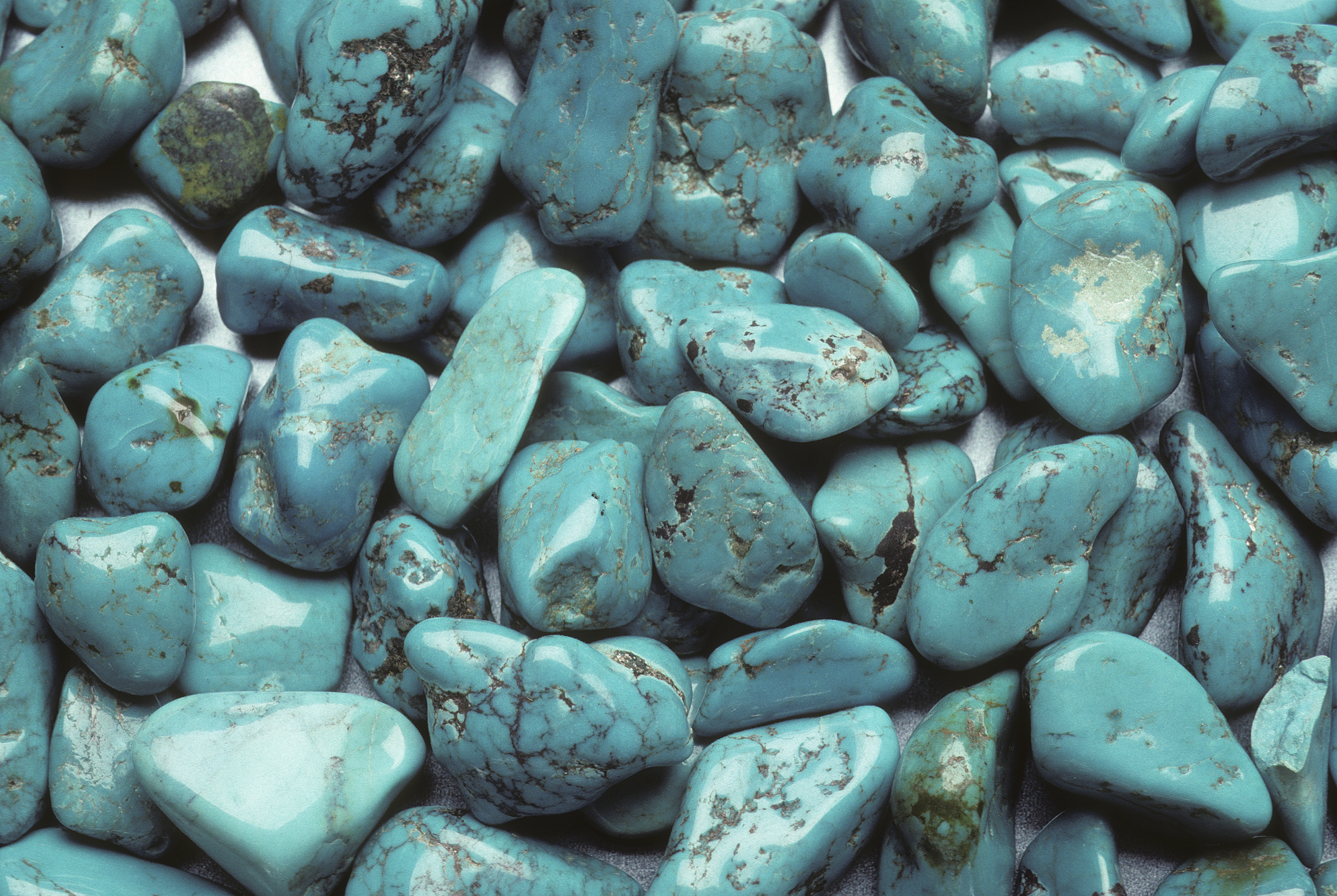 You are currently viewing What Makes One Turquoise Stone More Valuable Than Another?