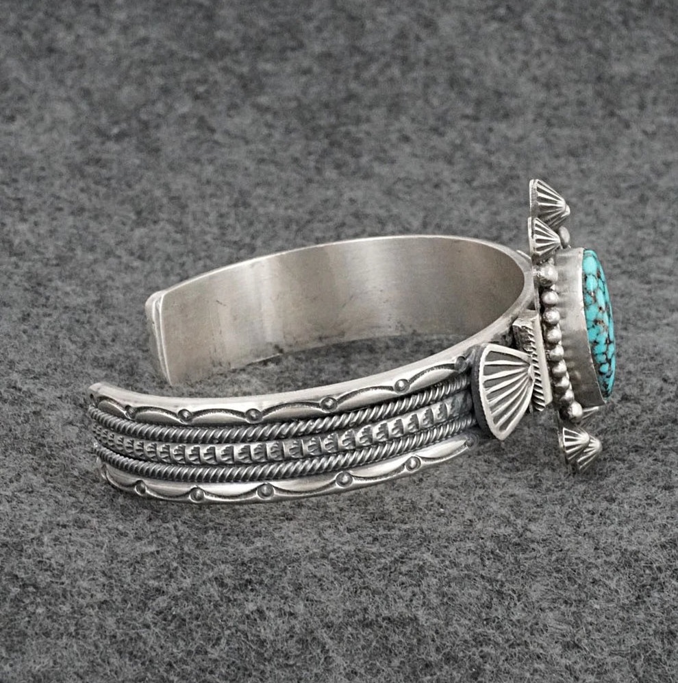 Kingman Turquoise Bracelet by Michael Calladitto – Navajo Sterling Silver Cuff - Image 7