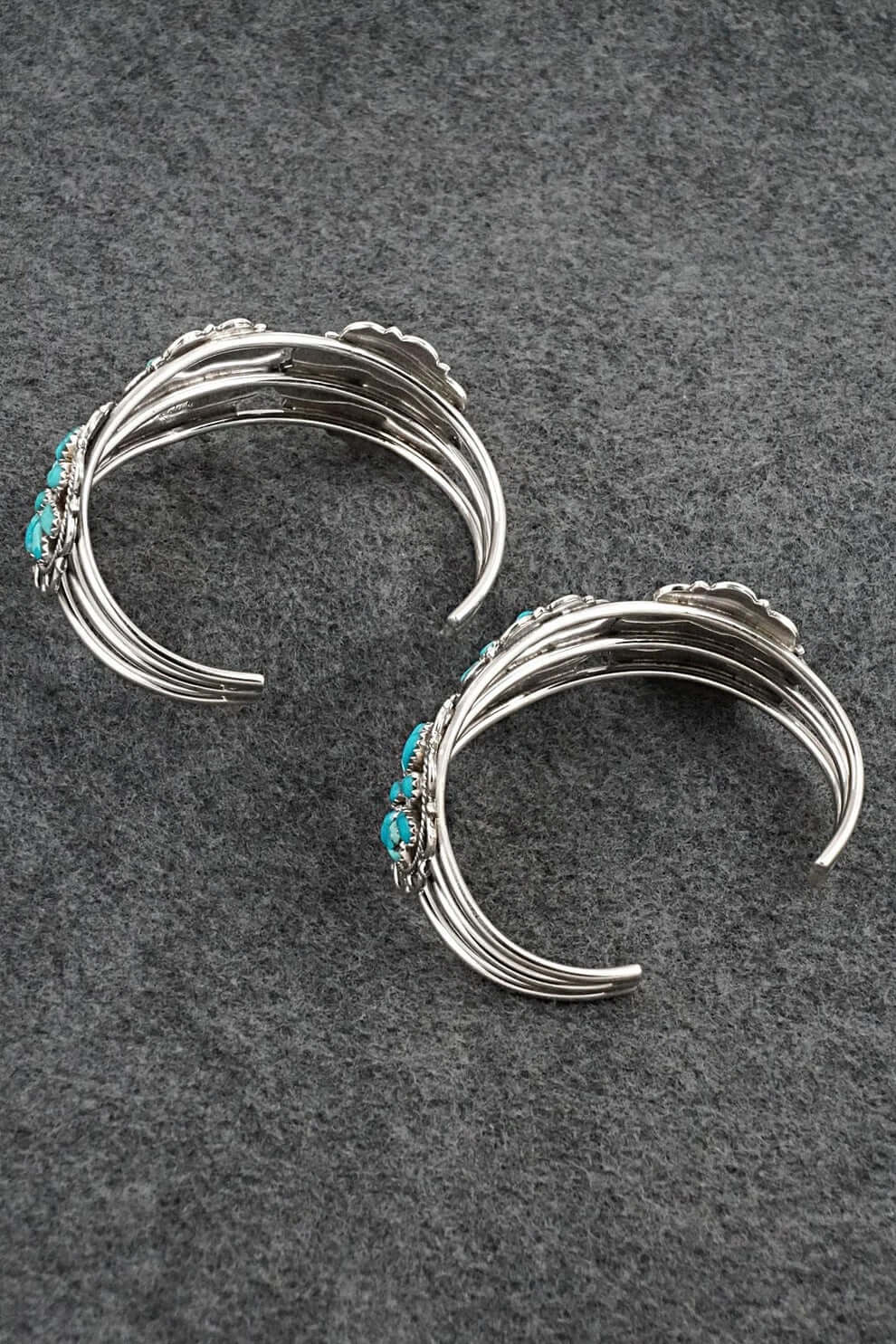 Extraordinary Native American Jewelry Set by Gerald Mitchell – Full Squash Blossom Ensemble - Image 8