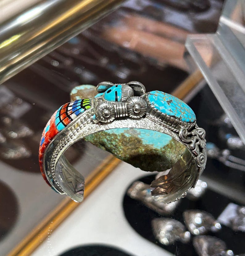 Vintage Sterling Silver Stunning Zuni-Style Cicada Cuff Bracelet with Vibrant Turquoise & Multi-Stone Inlay - Image 2